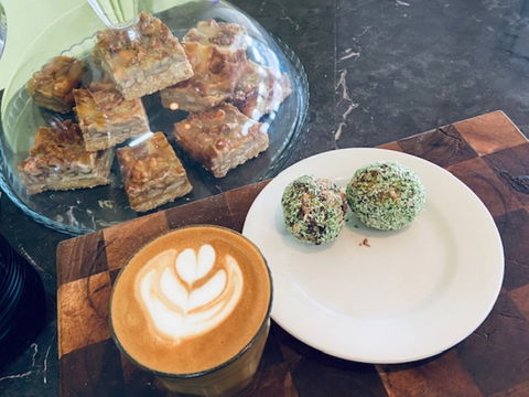 Jilarty Gelato Bar & Cafe - Accommodation Sunshine Coast 0