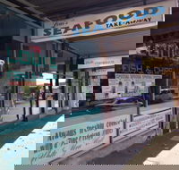 Loui's Seafood - Accommodation Sunshine Coast