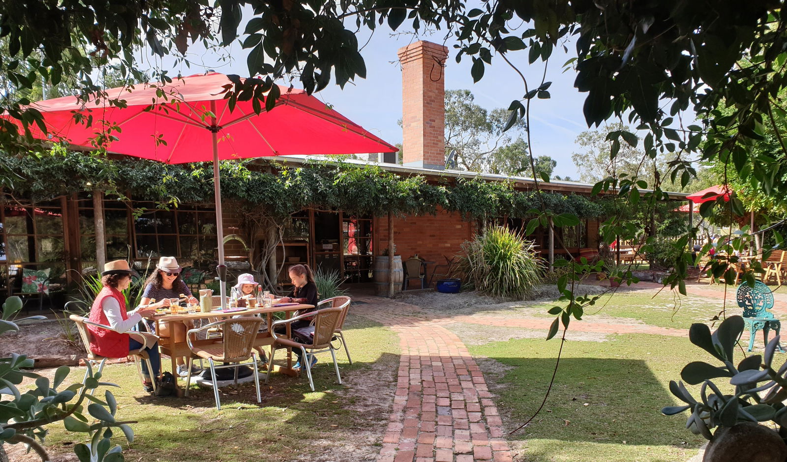 Jung VIC Accommodation Sunshine Coast