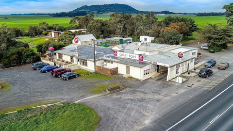 The Bellum Hotel - Accommodation Sunshine Coast 0