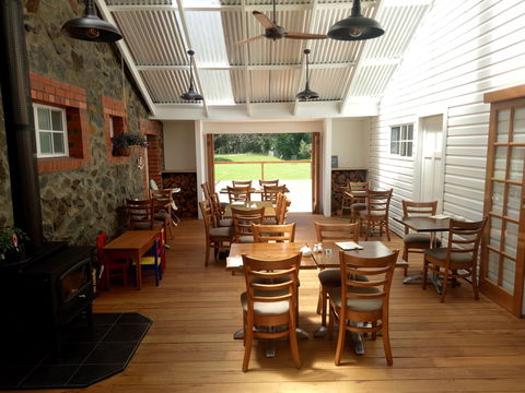 Earthwater Cafe - Accommodation Sunshine Coast 1