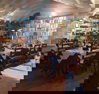 Dancing Zorbas - Accommodation Sunshine Coast