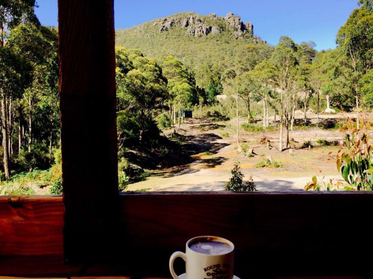 Acacia Hills TAS Accommodation Sunshine Coast