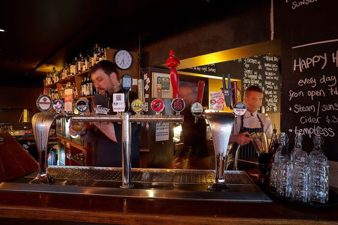 The Mallow Hotel - Accommodation Sunshine Coast 0