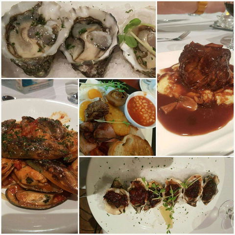 Emerald Room Restaurant - Accommodation Sunshine Coast 0