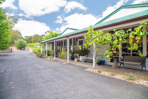 The Apple Farm - Accommodation Sunshine Coast 1