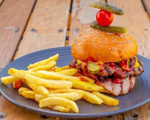 ICE Caffe & Grill - Accommodation Sunshine Coast 0