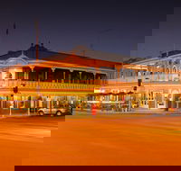 Golden City Hotel - Accommodation Sunshine Coast