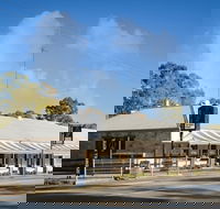Sevenhill Hotel - Accommodation Sunshine Coast