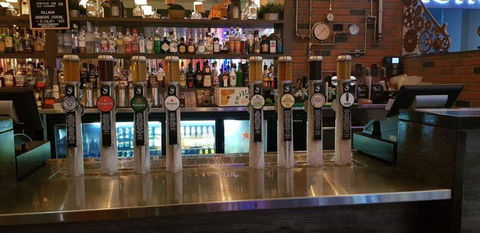 BAR36 - Accommodation Sunshine Coast 0