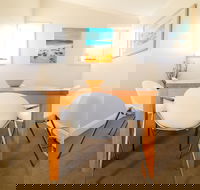 Caffe-Inne - Accommodation Sunshine Coast