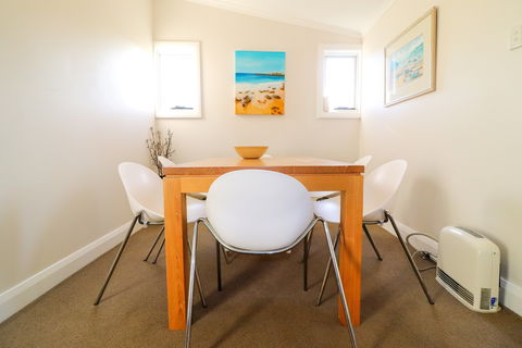 Caffe-Inne - Accommodation Sunshine Coast 0