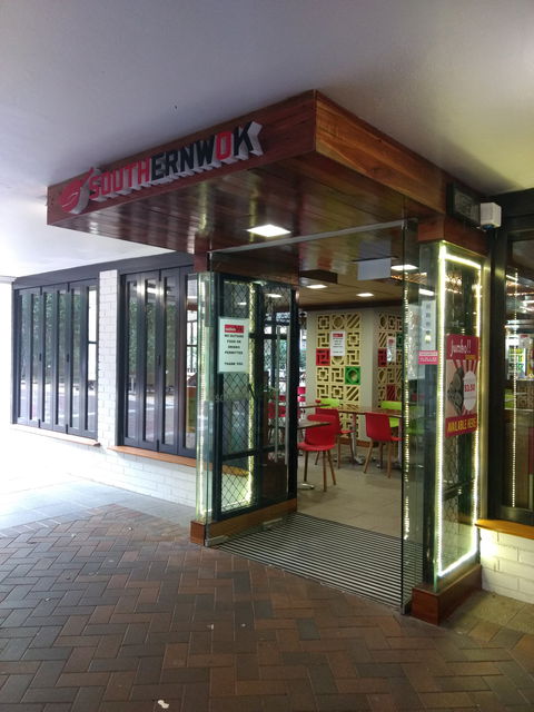 Southern Wok - Accommodation Sunshine Coast 0
