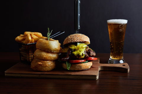 Stone Bar & Grill - Accommodation Sunshine Coast 0