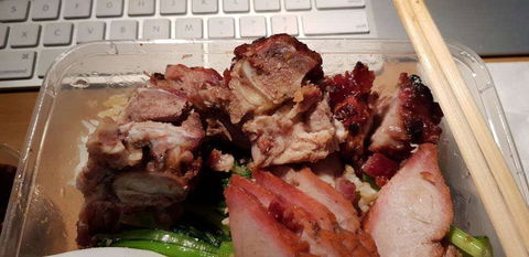 BBQ One - Accommodation Sunshine Coast 0