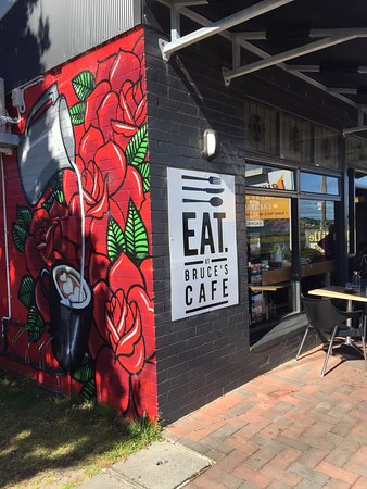 Bruce's Cafe - Accommodation Sunshine Coast 0