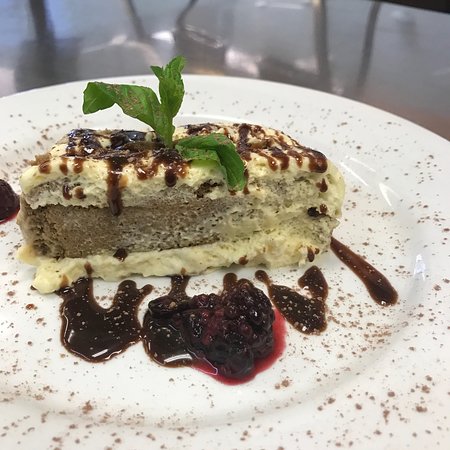 Dino's Cafe - Accommodation Sunshine Coast 0