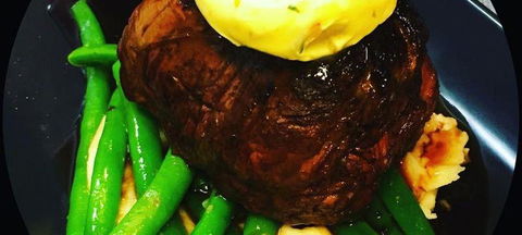Jones Beach Cafe & Bakery - Accommodation Sunshine Coast 2