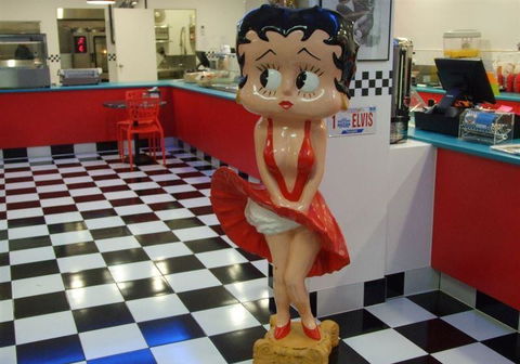 RJ's Rock N Roll Diner - Accommodation Sunshine Coast 10