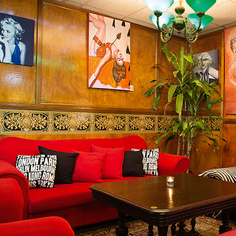 Bogart’s Bar & Grill - Accommodation Sunshine Coast 4