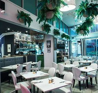 The Lazy Lobster - Accommodation Sunshine Coast