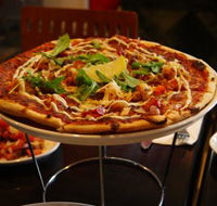 Oz Napoli Pizza Pasta Restaurant - Accommodation Sunshine Coast
