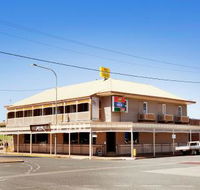 Austral Hotel - Accommodation Sunshine Coast