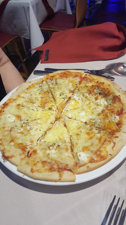 La Piazza - Accommodation Sunshine Coast 4