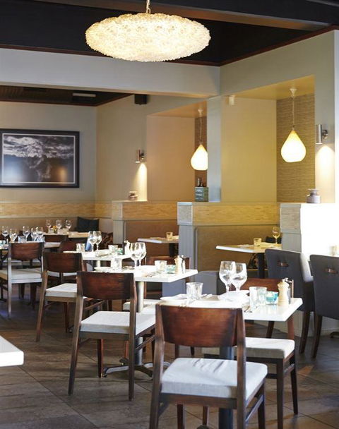 George's Paragon - Accommodation Sunshine Coast 21