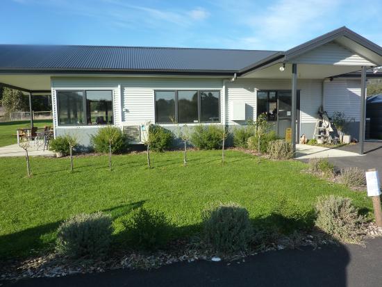 Grove TAS Accommodation Sunshine Coast