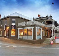 Deloraine Hotel Restaurant - Accommodation Sunshine Coast