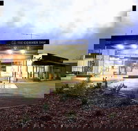 The Corner Inn - Accommodation Sunshine Coast