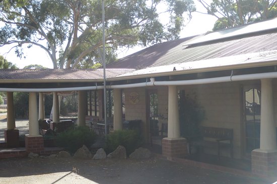 Forrestania WA Accommodation Sunshine Coast