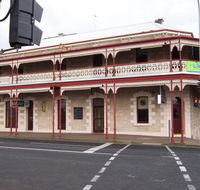Grand Hotel - Accommodation Sunshine Coast