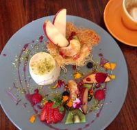 Naim - Accommodation Sunshine Coast