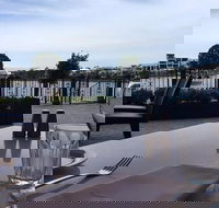 LakeFront Bistro - Accommodation Sunshine Coast