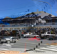 Omaras - Accommodation Sunshine Coast