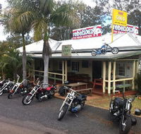 Apple Tree Creek Hotel - Accommodation Sunshine Coast
