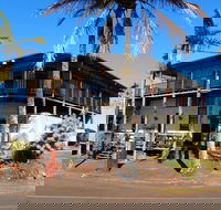 Peeramon Hotel - Accommodation Sunshine Coast