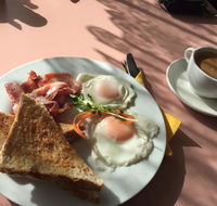 Travellers Rest Cafe - Accommodation Sunshine Coast