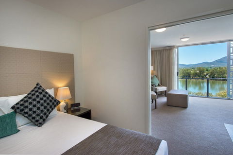 Empire Apartment Hotel - Accommodation Sunshine Coast 4