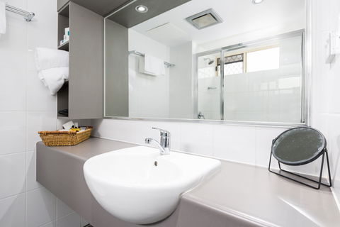 The Stirling Hotel Rockhampton - Accommodation Sunshine Coast 15