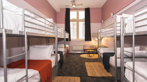 United Backpackers - Accommodation Sunshine Coast 10