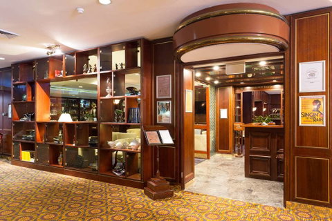 Royal on the Park - Accommodation Sunshine Coast 1