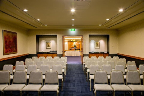 Duxton Hotel - Accommodation Sunshine Coast 10