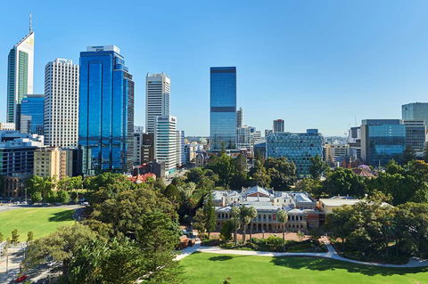 DoubleTree By Hilton Perth Waterfront - Accommodation Sunshine Coast 3