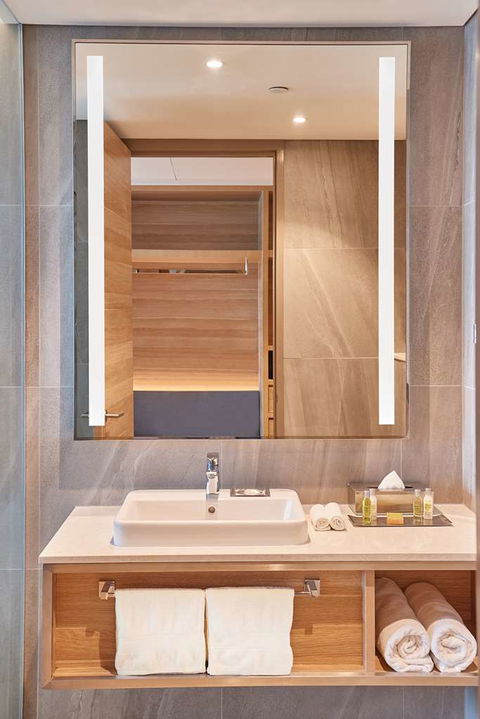 DoubleTree By Hilton Perth Waterfront - Accommodation Sunshine Coast 9
