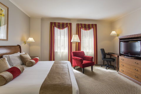 Hotel Grand Chancellor On Currie - Accommodation Sunshine Coast 2