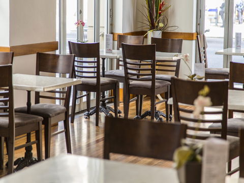 Hotel Grand Chancellor On Currie - Accommodation Sunshine Coast 9