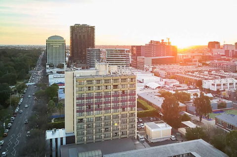 The Terrace Hotel - Accommodation Sunshine Coast 0